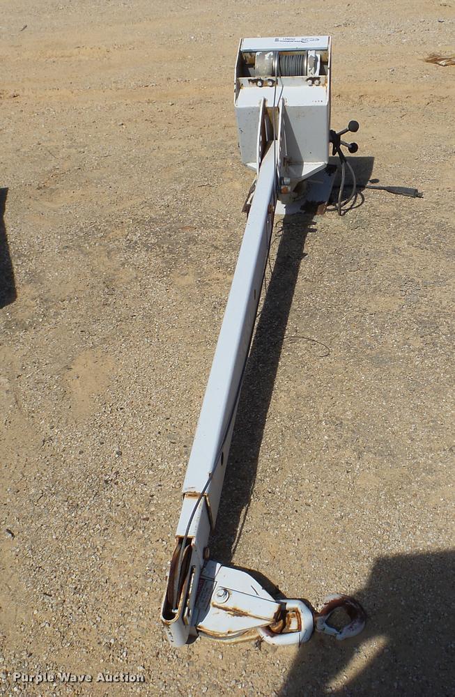 image for item DB9621 RKI truck bed crane