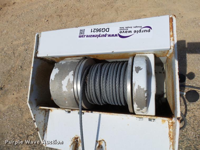 image for item DB9621 RKI truck bed crane