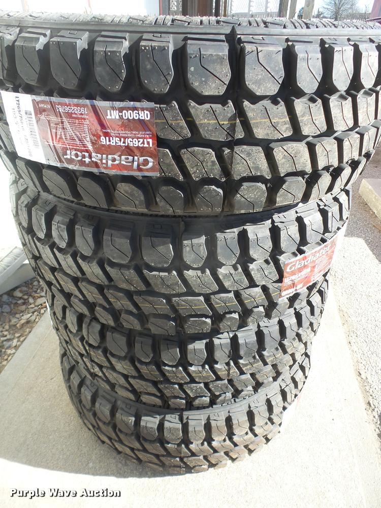image for item DC9066 (4) Gladiator QR900-M/T LT265/75R16 tires