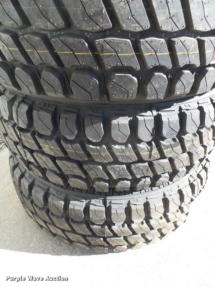 image for item DC9066 (4) Gladiator QR900-M/T LT265/75R16 tires