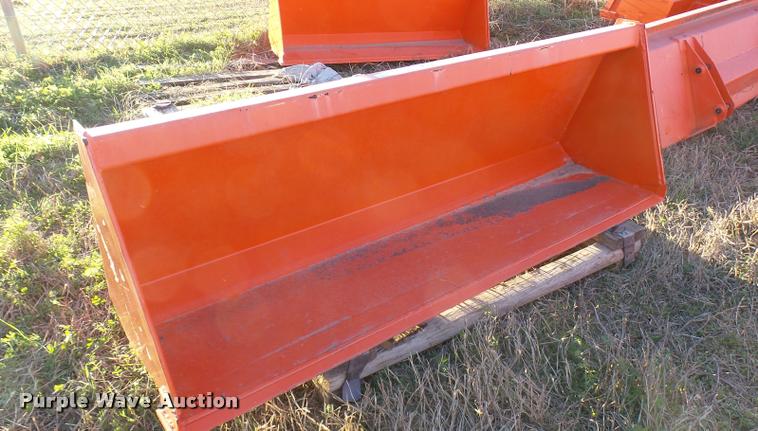 image for item DG9697 Kubota L2243 bucket