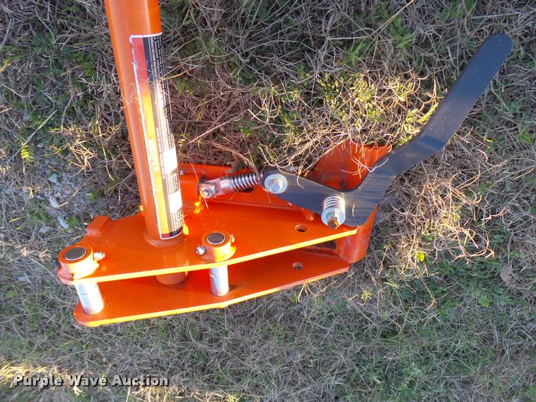 image for item DG9706 Kubota L2226 quick attach bracket