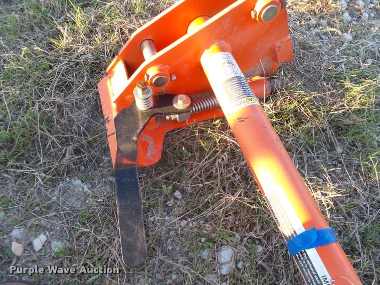 image for item DG9707 Kubota TL1709A quick attach bracket
