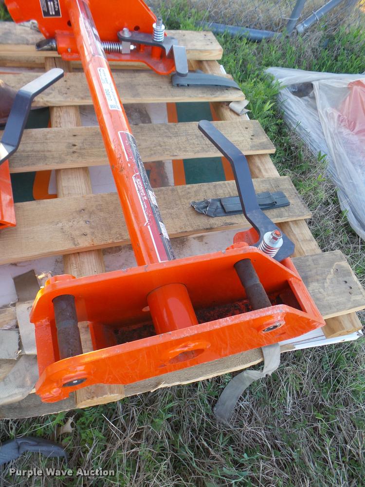 image for item DG9717 Kubota L2228 quick attach bracket