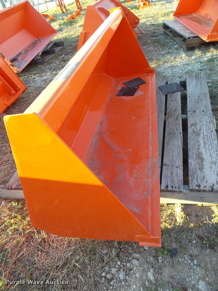 Kubota loader bucket in Ada, OK Item DG9721 sold Purple Wave