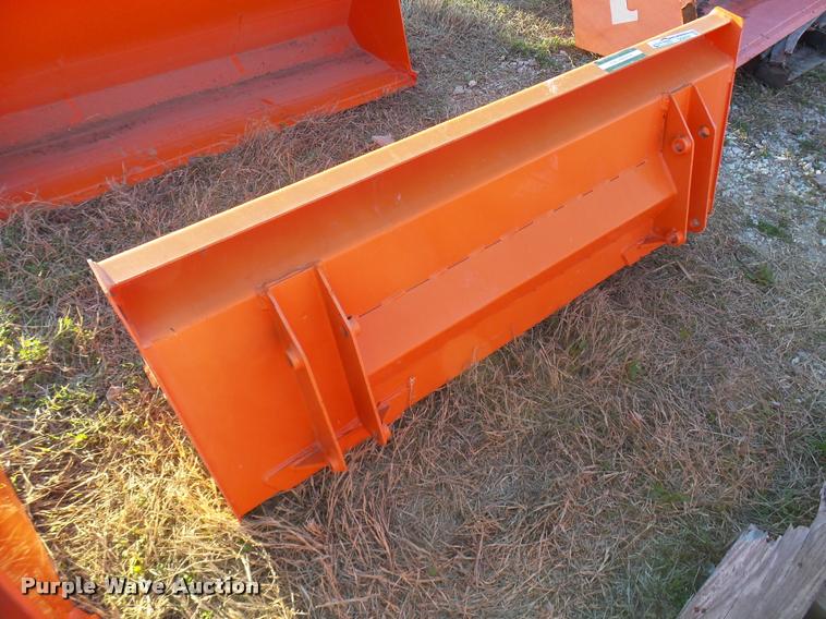 image for item DG9722 Kubota loader bucket