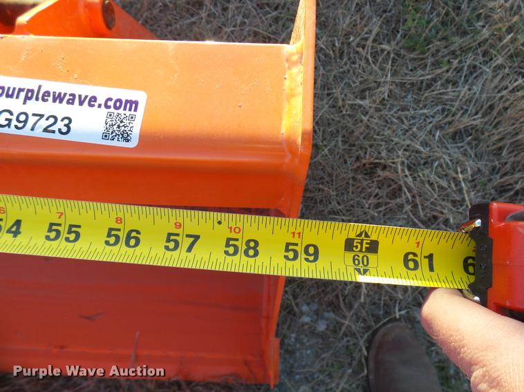 image for item DG9723 Kubota loader bucket