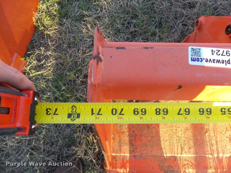 image for item DG9724 Kubota L2263 bucket