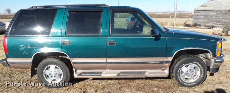 image for item DH9506 1995 Chevrolet Tahoe SUV