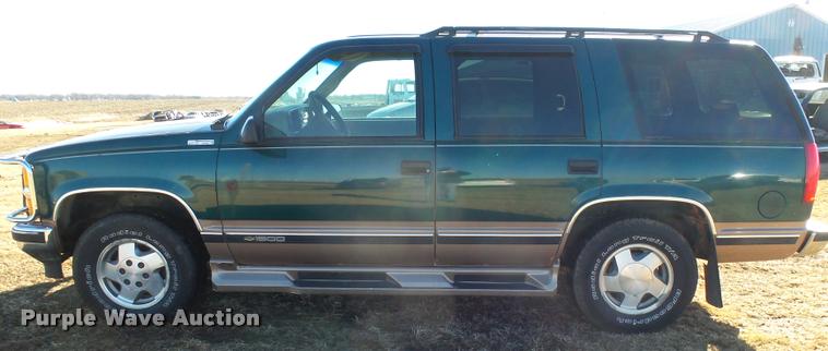 image for item DH9506 1995 Chevrolet Tahoe SUV
