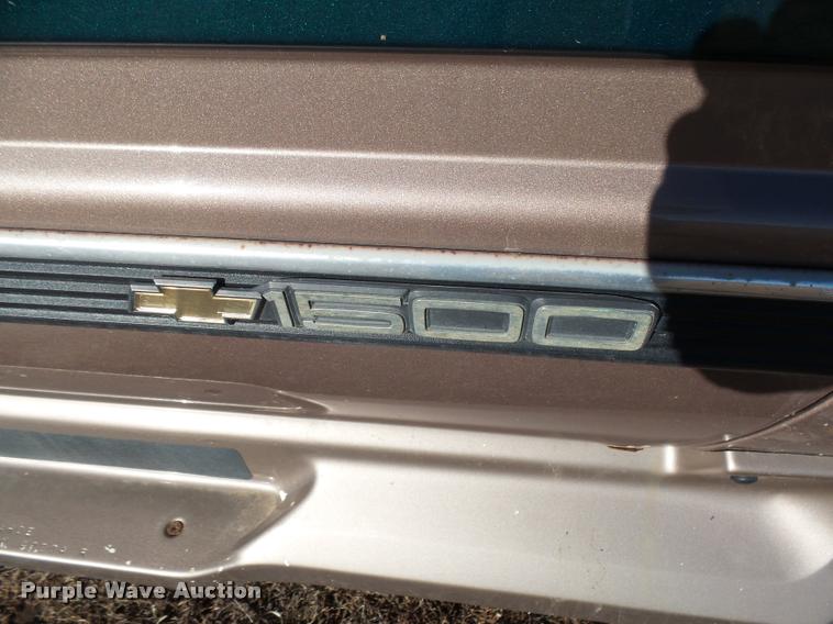 image for item DH9506 1995 Chevrolet Tahoe SUV