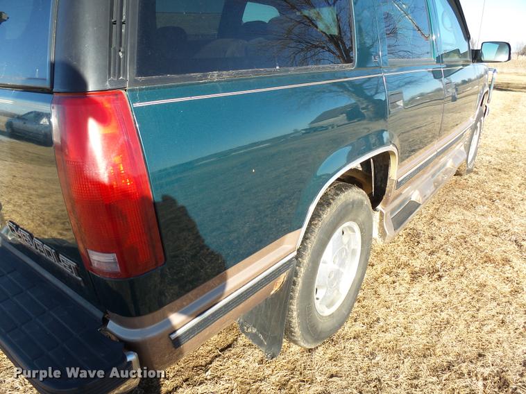 image for item DH9506 1995 Chevrolet Tahoe SUV