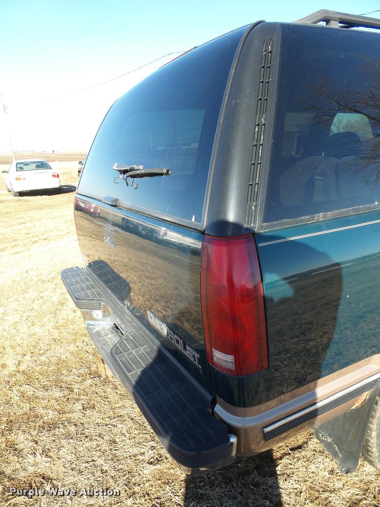 image for item DH9506 1995 Chevrolet Tahoe SUV