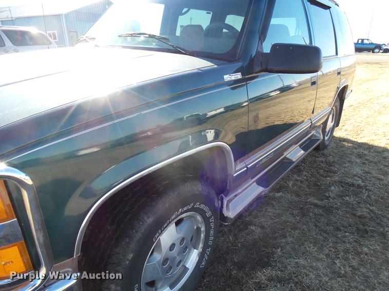 image for item DH9506 1995 Chevrolet Tahoe SUV