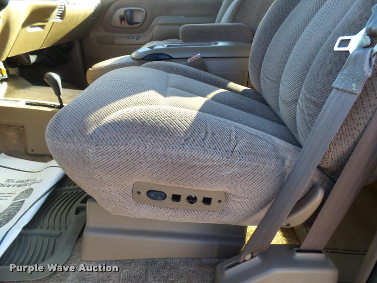 image for item DH9506 1995 Chevrolet Tahoe SUV