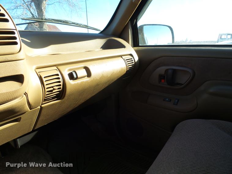 image for item DH9506 1995 Chevrolet Tahoe SUV