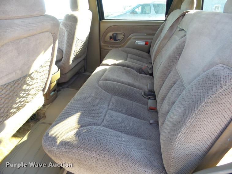 image for item DH9506 1995 Chevrolet Tahoe SUV