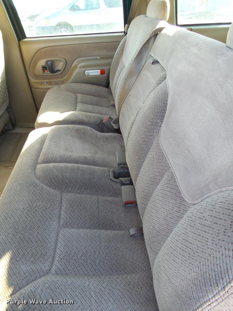 image for item DH9506 1995 Chevrolet Tahoe SUV