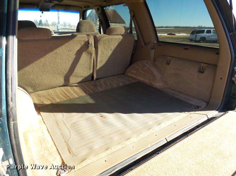 image for item DH9506 1995 Chevrolet Tahoe SUV