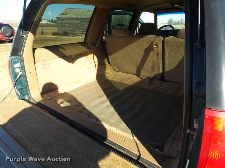 image for item DH9506 1995 Chevrolet Tahoe SUV