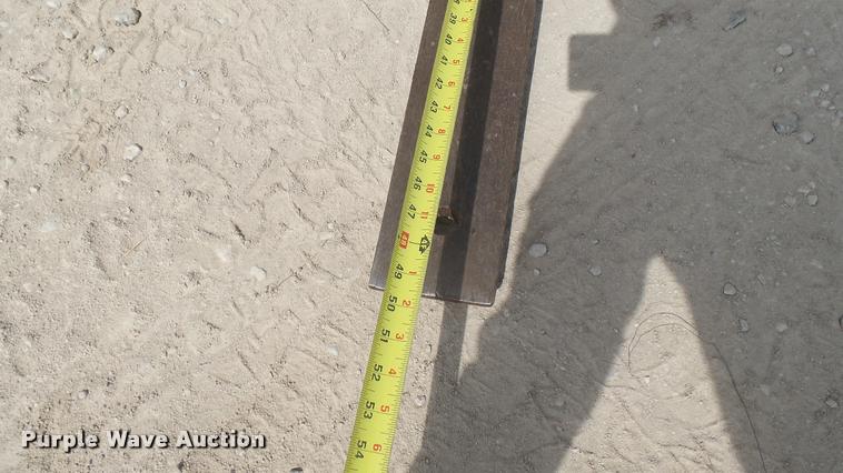 image for item DQ9838 Case 586E forklift