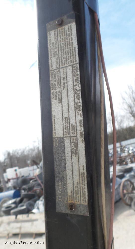 image for item DQ9838 Case 586E forklift