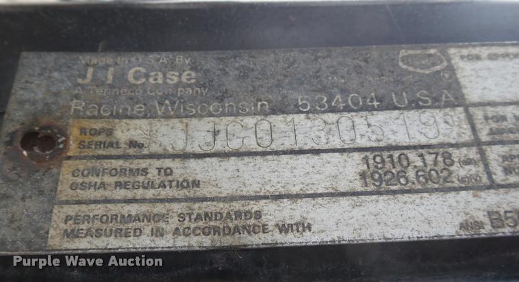 image for item DQ9838 Case 586E forklift