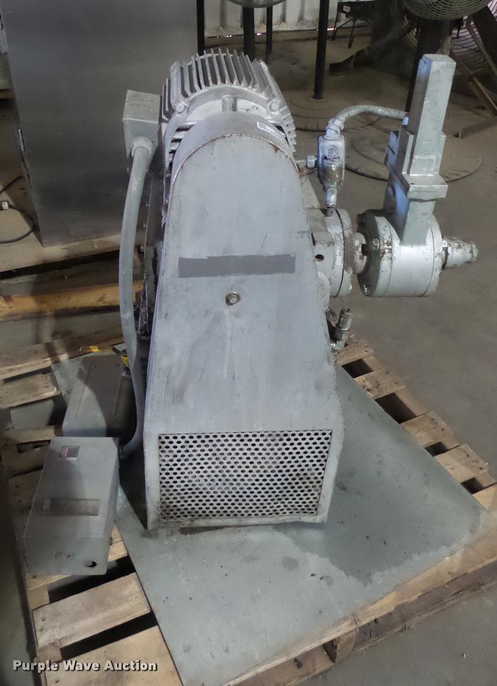 Kinney KTC60 vacuum pump in Wichita, KS Item DQ9934 sold Purple Wave