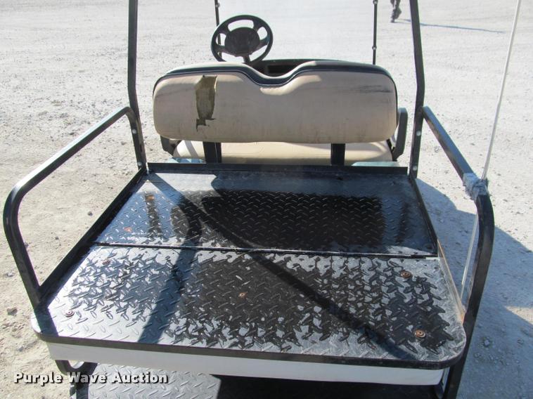 image for item DT9233 Ez-go golf cart