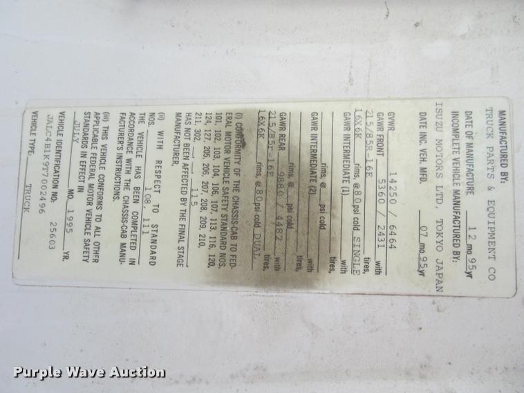 image for item DT9235 1996 Isuzu NPR truck cab and chassis