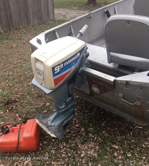 image for item F1724 Richline v-bottom aluminum boat