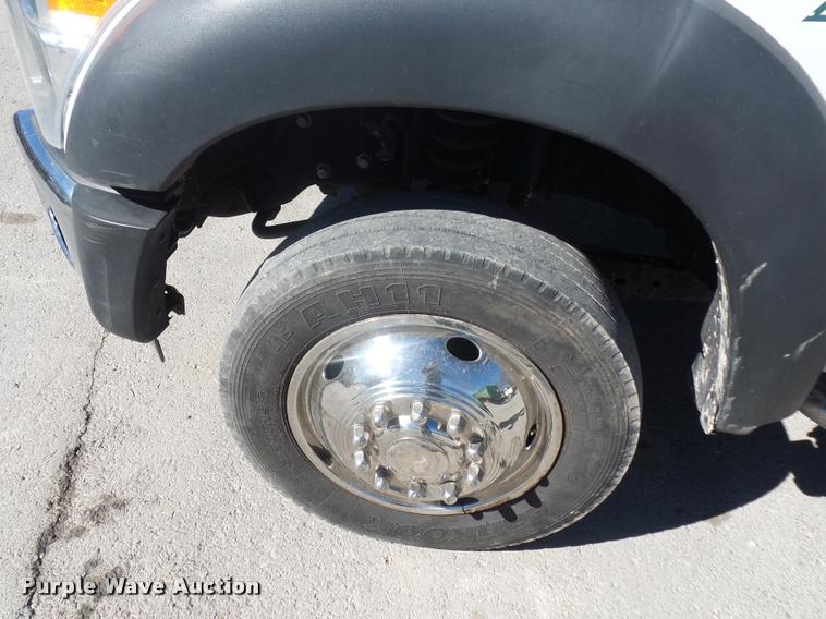 image for item J1571 2011 Ford F450 Super Duty utility truck