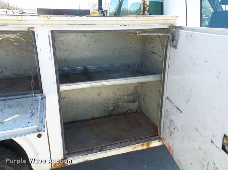 image for item J1571 2011 Ford F450 Super Duty utility truck