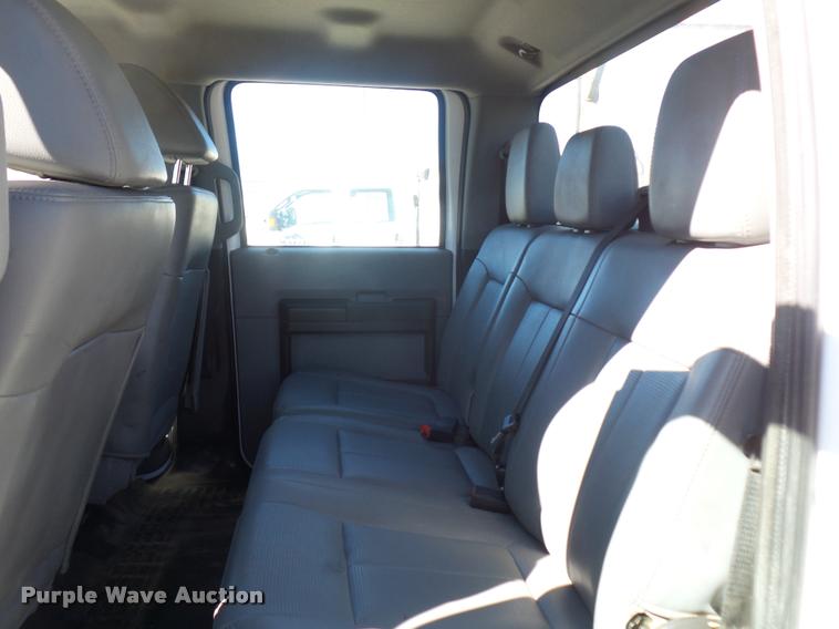 image for item J1571 2011 Ford F450 Super Duty utility truck