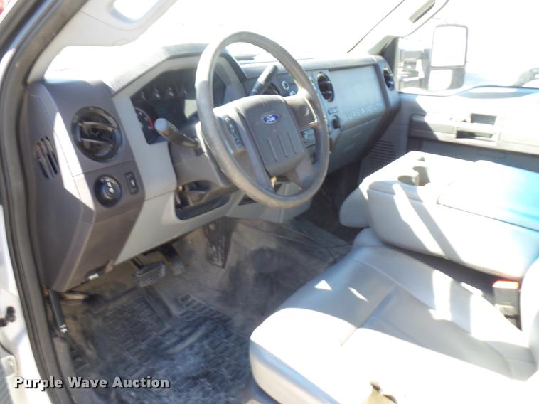 image for item J1571 2011 Ford F450 Super Duty utility truck