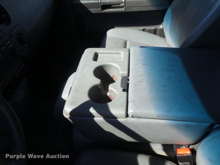 image for item J1571 2011 Ford F450 Super Duty utility truck