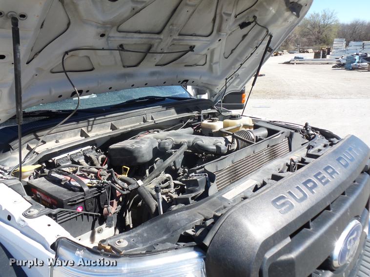 image for item J1571 2011 Ford F450 Super Duty utility truck