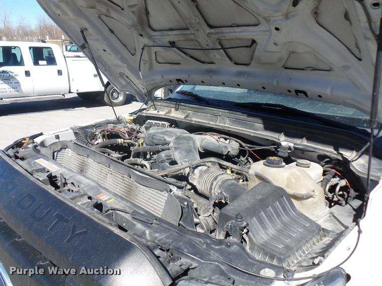 image for item J1571 2011 Ford F450 Super Duty utility truck