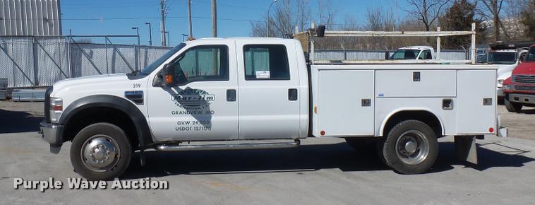 image for item J1572 2010 Ford F450 Super Duty utility truck