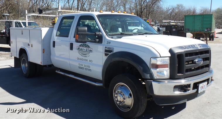 image for item J1572 2010 Ford F450 Super Duty utility truck