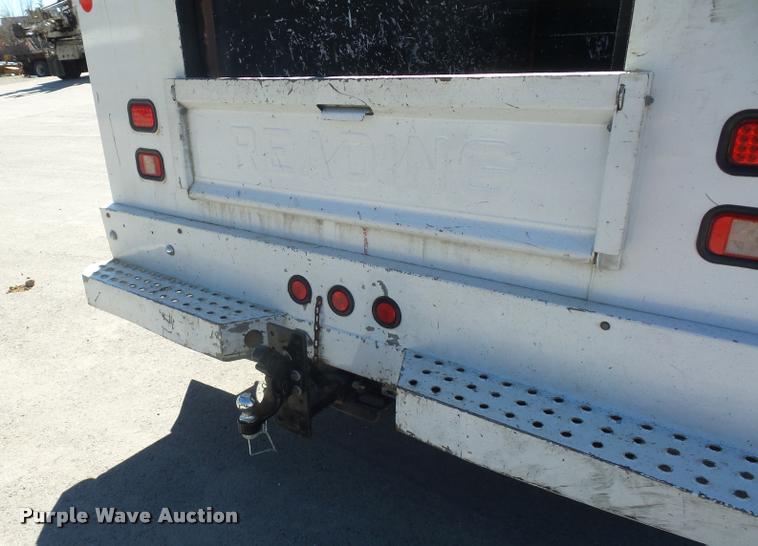 image for item J1572 2010 Ford F450 Super Duty utility truck