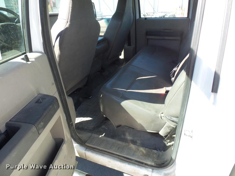 image for item J1572 2010 Ford F450 Super Duty utility truck