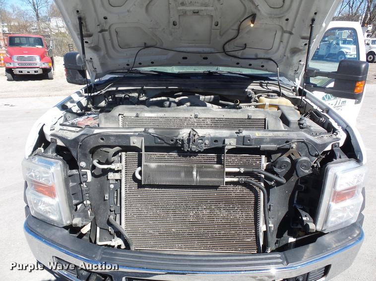 image for item J1572 2010 Ford F450 Super Duty utility truck