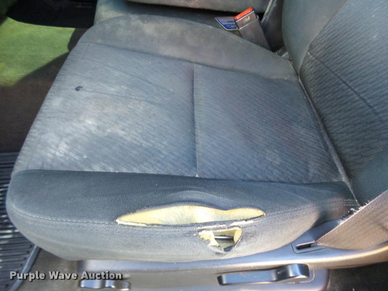 image for item J2631 2013 Chevrolet Silverado 2500HD Crew Cab pickup truck