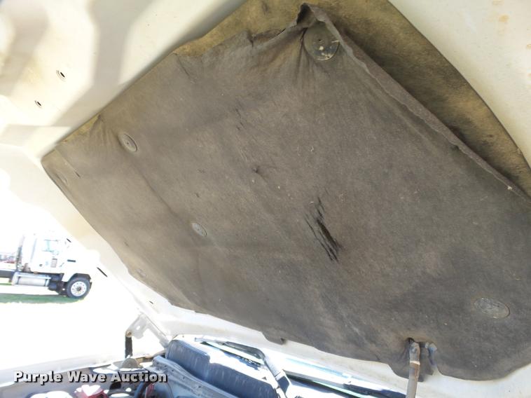 image for item J2631 2013 Chevrolet Silverado 2500HD Crew Cab pickup truck