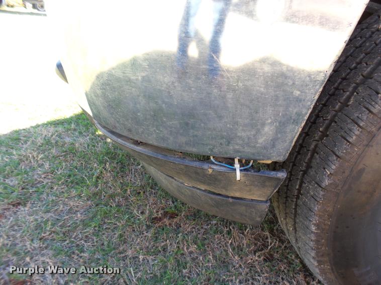 image for item J2631 2013 Chevrolet Silverado 2500HD Crew Cab pickup truck