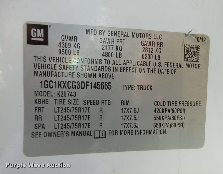 image for item J2631 2013 Chevrolet Silverado 2500HD Crew Cab pickup truck