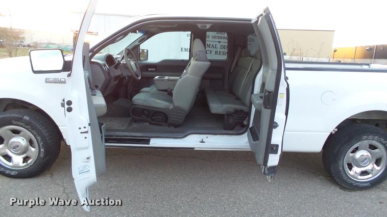 image for item J5716 2007 Ford F150 XLT SuperCab pickup truck