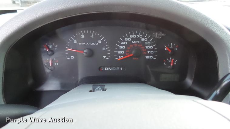 image for item J5716 2007 Ford F150 XLT SuperCab pickup truck