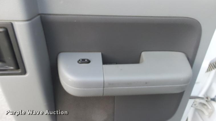 image for item J5716 2007 Ford F150 XLT SuperCab pickup truck